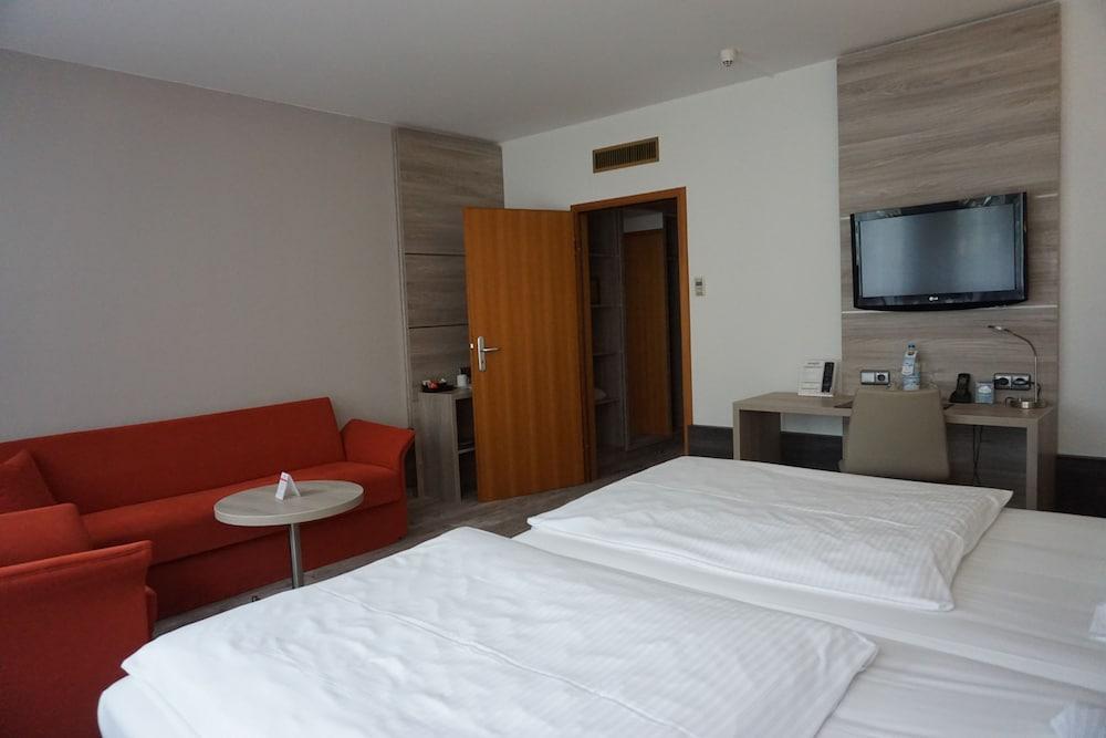 Hotel Kastanienhof Erding Luaran gambar